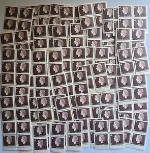 Canada VanDam #O46 Queen Elizabeth Cameo Overprinted "G" 50 Blocks Of 4 MNH - Picture 1 of 3