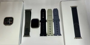 Apple Watch Ultra 2 Titanium Sapphire - Zdjęcie 1 z 10