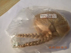 VINTAGE MOHAIR PUPPENPERÜCKE - BLOND mit Zöpfen & Pony - Tasche markiert #402 - 16 - Bild 1 von 6