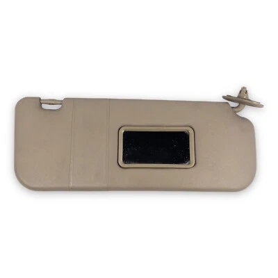 Parasol lado pasajero derecho Toyota Corolla/Matrix 2003-2008 vinilo marrón tostado Foto 1 de 4