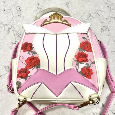 Mochila convertible Make it Pink Make it Blue Crossbody NWT Her Universe Foto 1 de 4