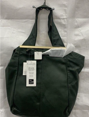 Bolso de Mano Badgely Mishcka Bosque Cuero Verde Nuevo con Etiquetas Cuero Suave ¡¡BONITO!!! Foto 1 de 4