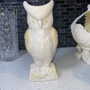 Florero Belleek Ireland Gran Búho Cornudo Estatuilla 6ta Marca Verde Alas Amarillas - Imagen 1 de 8