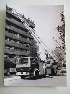 IVECO Magirus Drehleiter DLK 32-12 Vario Original Foto Werkfoto Pressefoto 1983 - Bild 1 von 2