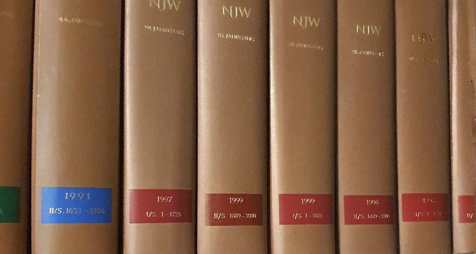 Neue Juristische Wochenschrift 1985 - 2004 - Image 1 of 1