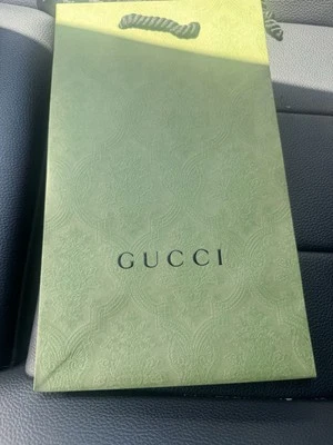 Bolso de regalo Gucci nuevo Foto 1 de 3