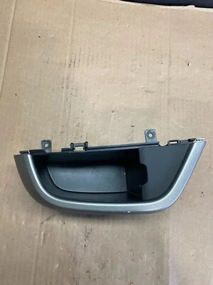 Chevrolet Sonic 2012-2015 compartimento de almacenamiento izquierdo placa de caja panel de ajuste D3035 Foto 1 de 4