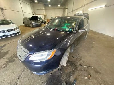 Used Rack and Pinion Assembly fits: 2012 Chrysler 200 Power Rack and Pinion Grad Foto 1 de 4