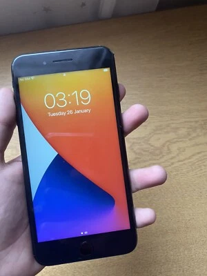 Apple iPhone 7 Plus 32GB A1784 (GSM) (Unlocked) - Black - Image 1 of 4