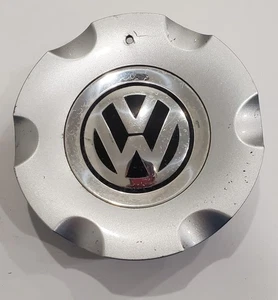 VW Volkswagen Beetle center cap, black logo, 2006-2011 part # 1C0 601149 T 01 - Picture 1 of 3