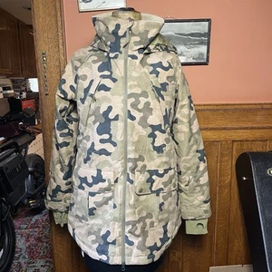 Burton Women's Prowess Jacket | Martini Olive Terra Camo | Size Medium - Picture 1 of 11