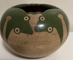 Handgefertigte zweiseitige Eidechsenvase aus Nicaragua von Jose D Salazar - Bild 1 von 15