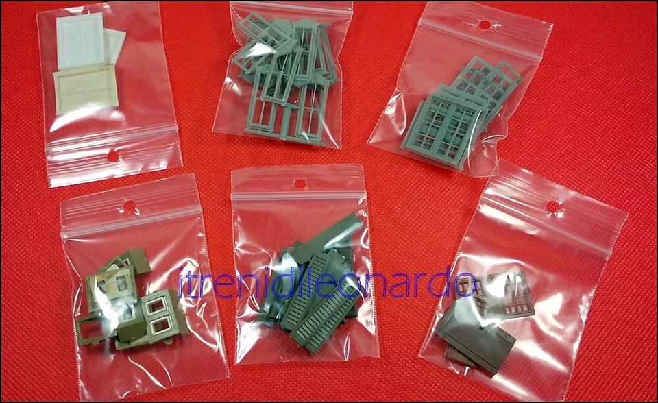 LOTTO INFISSI  abitazioni civili X HOBBISTI 1/87, 1/100   #CN3/13#. - Immagine 1 di 1