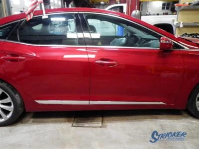 Puerta delantera derecha eléctrica roja Hyundai Azera 2012-2017 760043V000 Foto 1 de 4