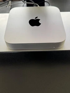 Apple Mac mini (256GB SSD, M2, 8GB, Gigabit Ethernet) Silber - MMFJ3LL/A... - Bild 1 von 1