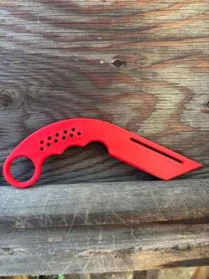 Pack de 3 cuchillos de entrenamiento Karambit de plástico Syles diferentes  Foto 1 de 4