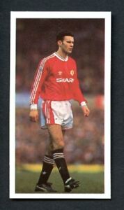1992 Bassett Barratt Football Ryan Giggs #20 Rookie RC Manchester United 20