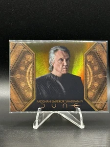 2024 Topps Chrome Dune Walls PADISHAH IMPERATORE SHADDAM IV ORO 02/50 CASSA HIT SSP - Foto 1 di 4