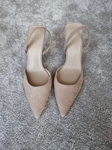 Zapatos de mujer H&M gamuza beige nude sin cordones talla UK 6 - Imagen 1 de 16