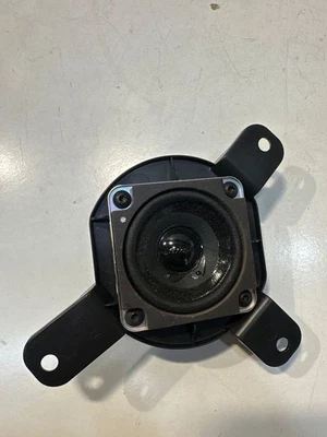 Renault Koleos II 2019 parcel shelf speaker 28154EB50A EMU3920 - Image 1 of 2