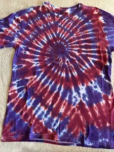 NUEVA Camisa Gildan Para Hombre Púrpura Blanca Roja Espiral Tinte Corta Mangas GRANDE - Imagen 1 de 7