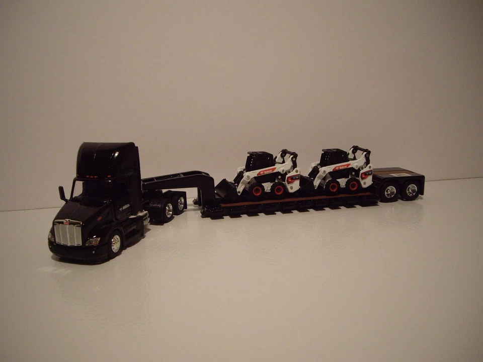 ERTL 1/64 Peterbilt 579 w/ Lowboy & 2 Bobcat S76 Skid-Steer Loaders 16446