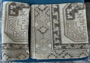 Set Of 2 Pottery Barn Merrin Handknotted Pillow Cover Pair Rug Pattern 20” NWOT - Picture 1 of 10