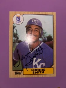 1987 Topps #69 Royals Lonnie Smith Autographed Baseball Card - Picture 1 of 2