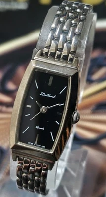 ORIENT Reloj Cuadrado Damas Cuarzo Excelente Estado Diseño Elegante Foto 1 de 4