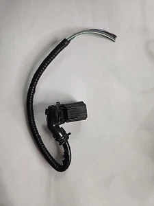 OEM 2024 Ford Escape 1.5L Radar Sensor Connector ML3T-9G768-AL - Picture 1 of 5