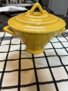 Homer Laughlin Covered Sugar Bowl Harlequin Yellow Vintage Fiesta HLC - Picture 1 of 5