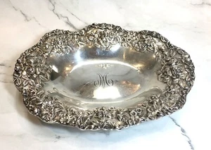 Vintage S. Kirk & Son Repousse Sterling Silver Oval Fruit Dish cd - Picture 1 of 4