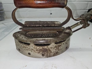 Antique Humphrey Sad Iron Milawaukee - Picture 1 of 6