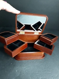 Nuovo Portagioie in Legno Cassetti Girevoli Velluto Nero Interno 5,5L x 4 inP x 3,75 T - Foto 1 di 8
