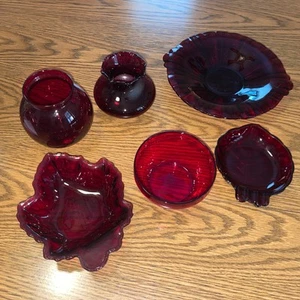 Vintage Anchor Hocking RUBY Red Glass Vases, Maple Leaf, Ash Tray Etc. 6 PCS - Picture 1 of 11