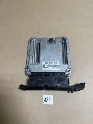 140K Auto 2010 Volkswagen Passat 06J 906 021 C Computadora Control Motor ECU ECM Foto 1 de 4