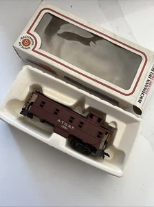 Vintage RIVAROSSI HO A.T. & S.F. 1951 Railroad Train Caboose Car Made in Italy - Picture 1 of 5