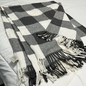 Texteis Penedo Throw Buffalo Check Gray Plaid Fringed 52x64” Made n Portugal - Picture 1 of 7