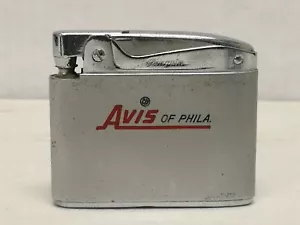 Accendino pubblicitario piatto Avis of Phila. RARO Made In Japan - Foto 1 di 3