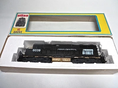 HO Scale Atlas 7017 Penn-Central SD35 Powered Diesel Fine Condition Original Box - Image 1 of 4