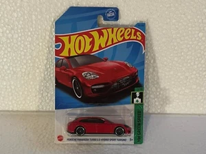 Hot Wheels Porsche Panamera Turbo S E-Hybrid Sport Turismo HW Green Speed 2/10 - Picture 1 of 1