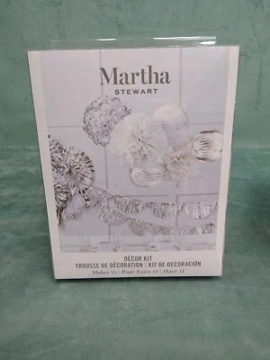 Kit de decoração de festa Martha Stewart prata branco pom pom pom banners casamento sexo - Imagem 1 de 4