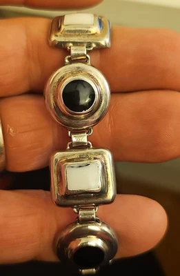 Brazalete Vintage Plata de Ley 925 México Grueso Cuadrado Círculo Blanco y Ónix Foto 1 de 4