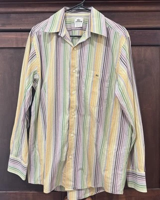 Camisa social masculina Lacoste com colarinho listrado frontal botão tamanho 42 (grande) - Imagem 1 de 4