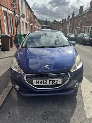 Peugeot, 208, Hatchback, 2012, Manual, 1397 (cc), 5 doors - Image 1 of 4