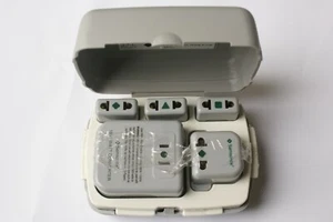Samsonite Worldwide Converter/Adapter Kit Model #: 6234 with Hard Shell Case - Picture 1 of 10