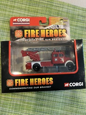 CORGI SHOWCASE FIRE HEROES - MAGIRUS DEUTS DEUTZ LADDER FIRE ENGINE. New In Box - Image 1 of 3