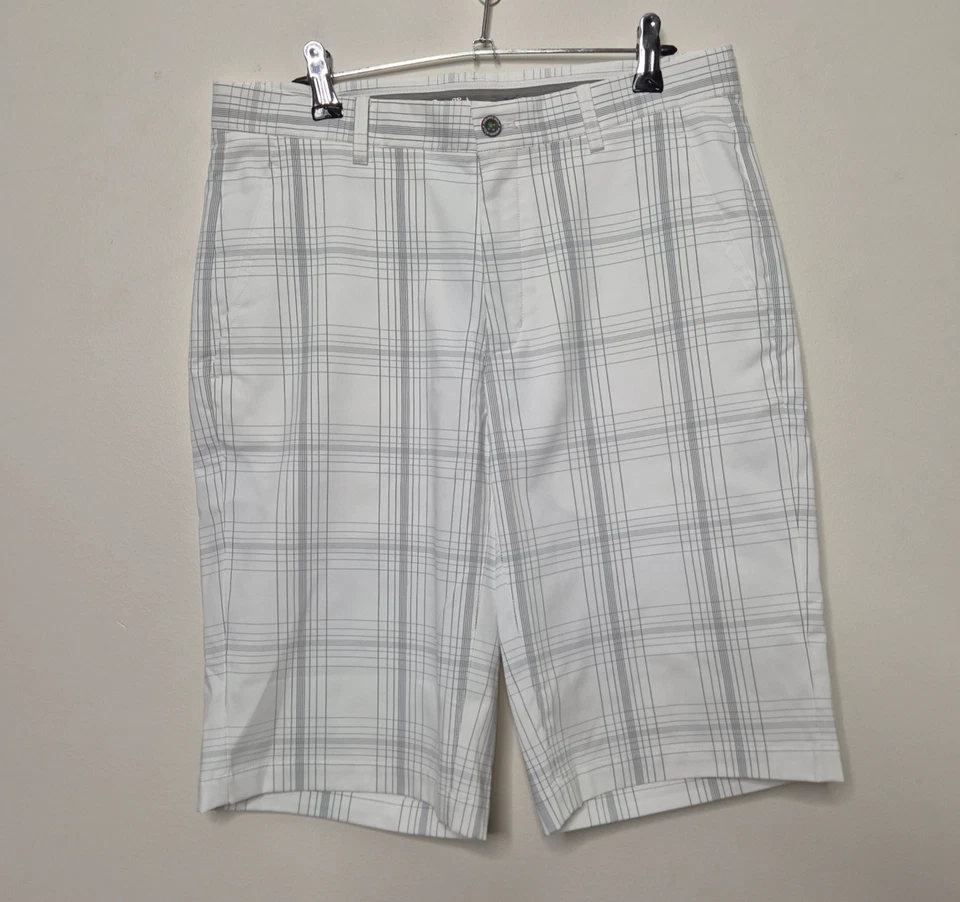 Mizuno Golf Shorts Checked Men's Size 30" BNWOT 112015 - Image 1 of 4