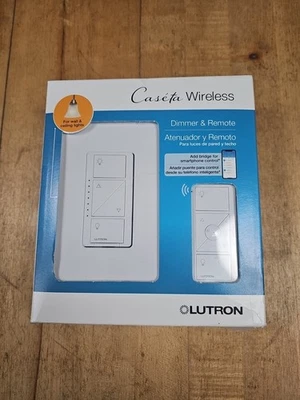 Interruptor atenuador de iluminación inteligente Lutron Caseta inalámbrico P-PKG1W-WH-R y kit remoto Foto 1 de 4