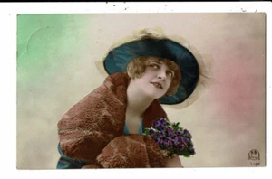 CPA-Carte Postale-Belgique -Fantaisie Buste d'une jeune femme avec son chapeau - Bild 1 von 2